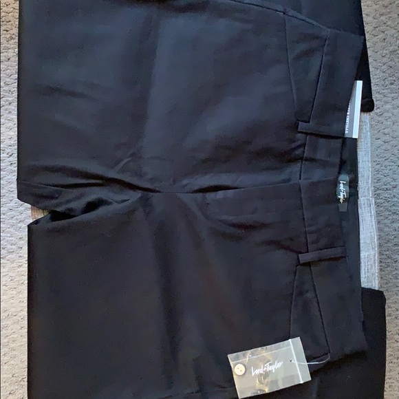 Black Ankle Pants *NWT* - Picture 2 of 3
